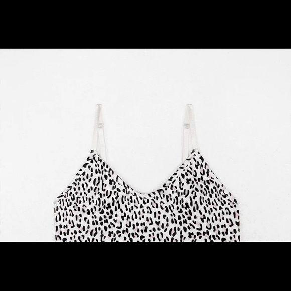 Leopard Activewear Set - Picture 4 of 7